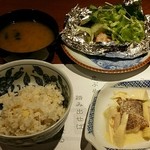 和庵 - 【ランチ】菜花・絹皮・鯛幽庵焼き黄味酢、鶏もも肉・ホワイトセロリ香味焼き、筍御飯、みそ汁
