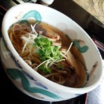 やく志 - 冷やし鳥そば700円麺パス仕様540円／28年4月