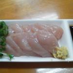 焼き鳥みかみ - ささみ刺し(綺麗な色艶)