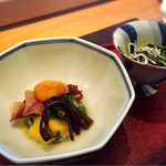 一心鮨 光洋 - H28.4
      春野菜の炊き合わせと酢の物