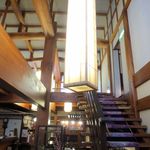 花扇別邸いいやま - 木の温もり溢れるロビー