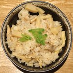 レストラン ママ - 煮魚定食<限定10食> 1200円 の筍と鶏肉の炊込みご飯