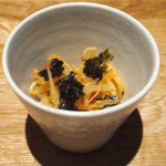 レストラン ママ - 煮魚定食<限定10食> 1200円 のもやしのナムル 海苔添え