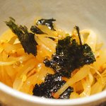 レストラン ママ - 煮魚定食<限定10食> 1200円 のもやしのナムル 海苔添え