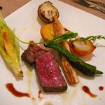 バローレ - 【肉料理…美瑛産の牛フィレ肉のグリル】★2010/8