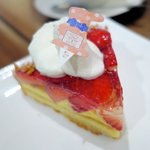 菓子工房 ルーヴ - たっぷり苺タルト