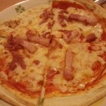 Saizeriya - パンチェッタとサラミのピザ