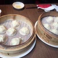 京鼎樓 HANARE店 - 小籠包と蟹肉小籠包