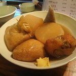 金魚屋 - おでんは好みで選ぶ