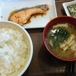 Sukiyajiyuunanagounumataten - しゃけ定食