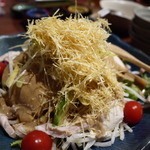千年の宴 - 自家製豆富とアボカドと蒸し鶏の胡麻だれサラダ