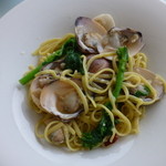 はまぐりと菜の花のペペロンチーノ　生リングイネ　1380円