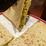 ハリマ・ケバブ・ビリヤニ - じゃがいも入りクルチャ！スパイスしっかりで美味しい(o^^o)