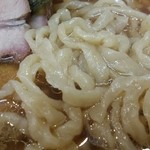 麺壱 吉兆 - 平打ちのちぢれ麺