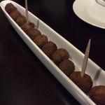 エ パタティ エ パタタ - オリーブの肉詰め 520円