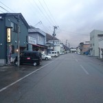 Sarashina - 一本南は広い道路です