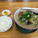 ふくや - 特製角煮入りラーメンのご飯（小）セット@¥1150円
背油タップリなのにあっさり醤油スープで旨し（≧∇≦）