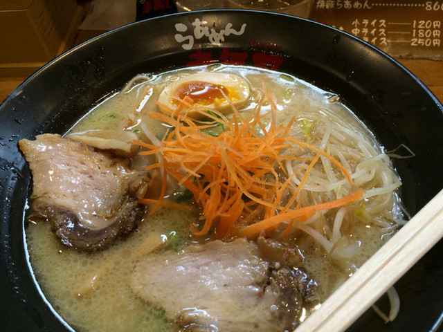 閉店】らあめん 赤無双 （ラアメンアカムソウ） - 板宿/ラーメン