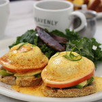 Heavenly's Island Lifestyle - ●ローカルファームエッグベネディクト