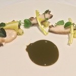 レストラン イブー - アントレ〜その②〜黒アワビのサラダ