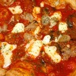 PIZZA BAR NAPOLI - 彩り野菜のトマトソースピッツア.アップ