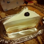 パティスリー マルメゾン - レアチーズのタルト。