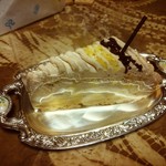 パティスリー マルメゾン - モンブランのタルト。