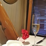 リストランテ カノフィーロ - スプマンテとハープ