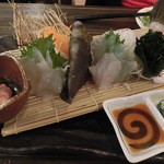 弥平 - 「長井産　活〆本カワハギ姿造り」 1,280円