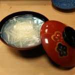 栄寿司 - 蛤の煮汁のお椀