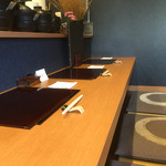 平花とんぼ - カウンター席の様子！