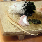 銀座 久兵衛 帝国ホテル大阪店 - アナゴの骨せんべい