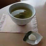 ル・シエル - うこぎ茶390円