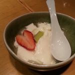 ジーテン - 杏仁豆腐