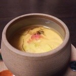 鮓や 大東 - (2016.04)　白身魚と春キャベツの茶碗蒸し。桜の風味