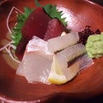 鮓や 大東 - (2016.04)　お造り：マグロ、サヨリ、鯛