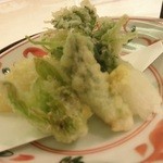 Kyouryouriyumekaisekitaniguchi - 河豚と春の山菜、ふきのとう・タラの芽・三つ葉・こごみの天ぷら