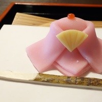 上杉伯爵邸 - ひいな茶750円(税別)
