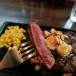 ビーフインパクトステーキ 350g（レア）