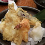 いしまるや - ◆天ぷら盛り合わせ＠６００円