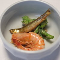 割烹 やました - 先付（諸子、海老、菜の花の海鼠腸あえ）
