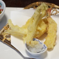 割烹 やました - 天ぷら（独活、白魚、海老、薩摩芋、蓮根
