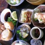 （ちょっとピンボケですが）豚肉とチーズの大葉巻フライと唐揚げ定食（2016・4再）