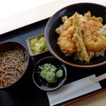 西原蕎麦 - “ランチ天丼 + わんこ蕎麦”