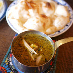 パラク・パニール＋ハーフナン ¥1,382＋¥248