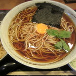 そば処 美幌 - 温かいたぬき蕎麦+
                                卵黄（天かすと野菜天は別盛り）