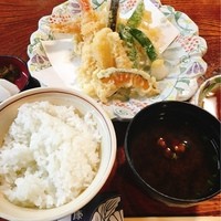菊屋 - 天ぷら定食 (2500円)
