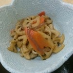 福来家 - 小鉢は、レンコン、ニンジンなどの煮物
