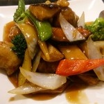 華陽麺坊 - 酢豚アップ