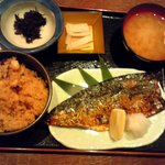 すしまる屋 - 日替わり　たこめしと鯖の塩焼き